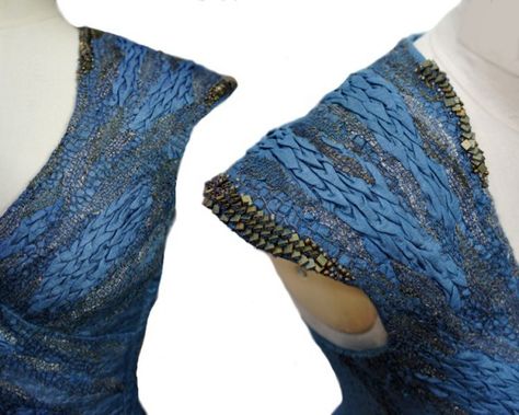 How to Create Dragon Scales from Fabric Couture, Haute Couture, Daenerys Blue Dress, Daenerys Costume, Daenerys Targaryen Costume, Daenerys Targaryen Cosplay, Game Of Thrones Costumes, Game Of Throne Daenerys, Dragon Scales