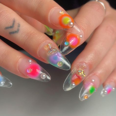 Funky Aura Nails, Kendall Core, Nail Design Glitter, Engagement Nails, Candy Nails, Spring Break Nails, Aura Nails, Broken Nails, Bright Nails