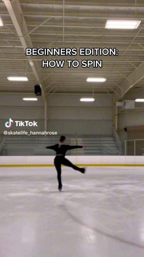 Skate Aesthetic Outfits, Skaters Exercise, Ice Skating Beginner, Figure Skating Jumps, Figure Skating Moves, Ice Skating Lessons, Ice Skating Videos, Figure Ice Skates, Figure Skating Outfits