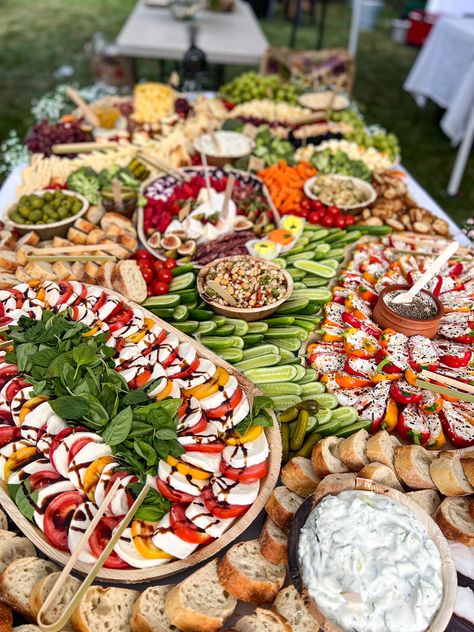 Backyard Grazing Table, Farm Theme Grazing Table, Grazing Board Wedding Reception, Colourful Grazing Table, Pasta Grazing Table, Bachelorette Grazing Table, Grazing Table Menu Ideas, Veggie Grazing Table, Grazing Table With Salads