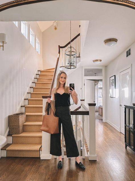 Year-Round Basics I Adore Cuyana Tote, Chicago Life, March Colors, Tuckernuck Dress, Kelly In The City, Hydrangea Blue, Cream Bags, Silver Linings, Gucci Loafers