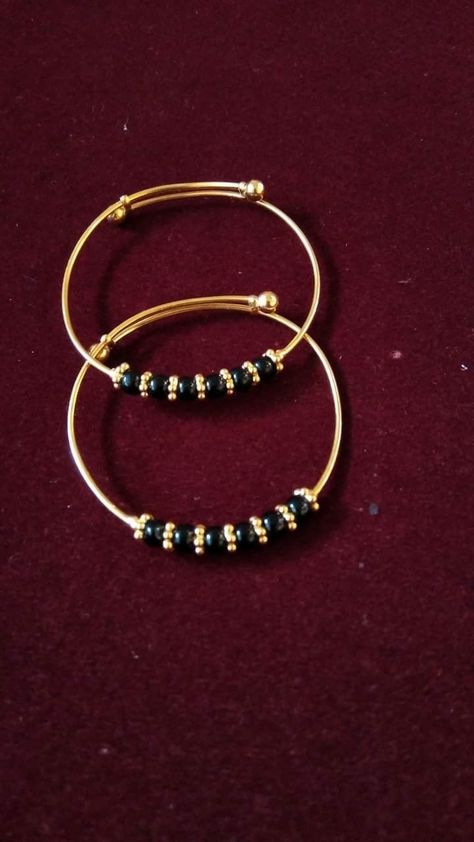 Gold baby bangles designs Baby Jewelry Gold, Kids Gold Jewelry, New Gold Jewellery Designs, Baby Bangles, Beautiful Gold Necklaces, Gold Jewelry Simple Necklace, Gold Mangalsutra Designs, Gold Bridal Jewellery Sets, Black Beaded Bracelets