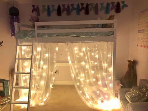 Canopy Over Loft Bed, Loft Bed With Curtains Underneath, How To Decorate Bunk Beds, Loft Bed Canopy, Teen Loft Bedrooms, Under Loft Bed Ideas, Bunk Bed Girls Room, Loft Bed With Curtains, Bed With Desk Underneath