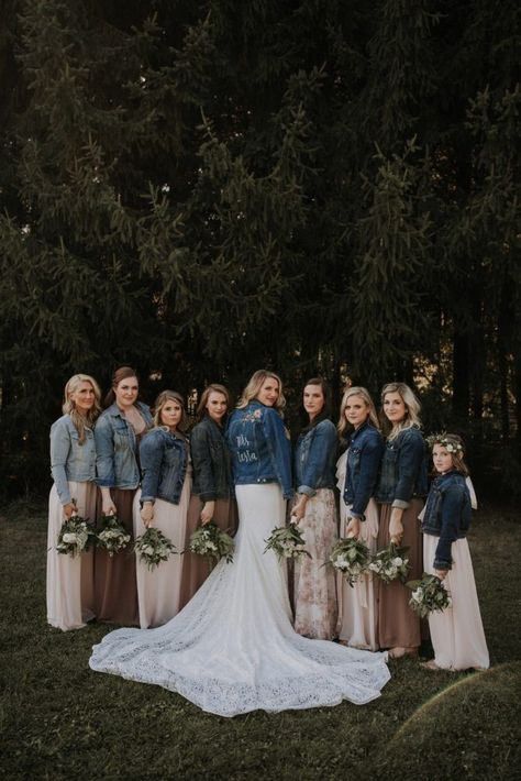 Bridesmaid Dress With Jacket, Bridesmaid Dresses With Jean Jackets, Denim Jacket Bridesmaids, Bridesmaid Jean Jacket, Jackets For Bridesmaids, Wedding Party Jeans, Denim Bridesmaid Dresses, October Wedding Dresses, Western Bride