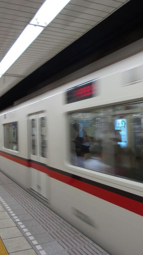 Train Subway Aesthetic, Tokyo Train Aesthetic, Ycgma Aesthetic, Japan Train Aesthetic, Subway Astetic, Railway Aesthetic, Tokyo Train Station, Background Train, Romance Background