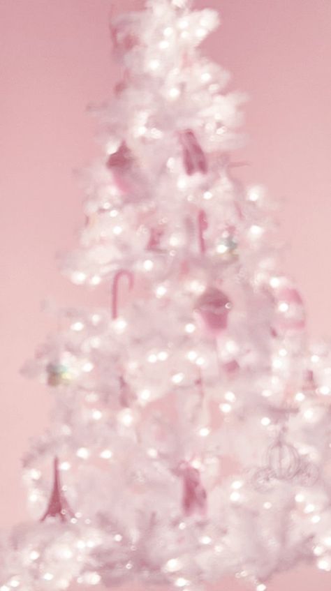 Pink Christmas Tree Wallpaper Iphone, Pinkmas Aesthetic Wallpaper, Pink Winter Lockscreen, Pink Christmas Astethic, Pinkmas Wallpaper, Girly Winter Wallpaper Iphone, Pink Christmas Lockscreen, Girly Christmas Wallpaper, Pink Christmas Wallpaper Iphone