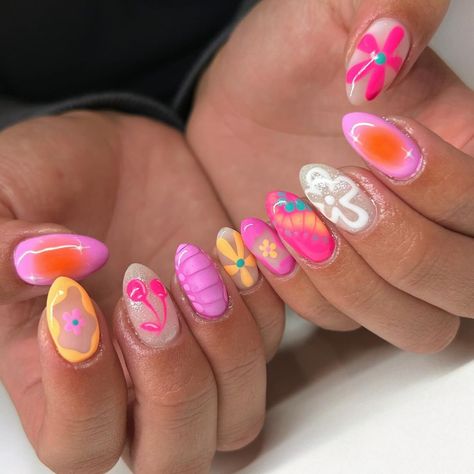 Paisley Provost (@polishedbypais) • Instagram photos and videos Teen Nails, Colorful Nails, Summery Nails, Girly Acrylic Nails, Cute Gel Nails, Acrylic Nails Coffin Short, Short Acrylic Nails Designs, Fire Nails, Funky Nails