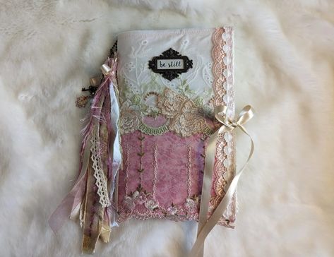 Junk Journal Cover Ideas, Vintage Journal Cover, Junk Journal Covers, Journal Covers Diy, Journal Cover Ideas, Junk Journal Cover, Boho Journal, Tiny Books, Vintage Book Cover