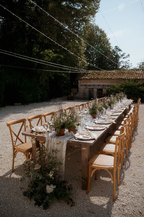 Long Outdoor Wedding Table, White Table Runner Wedding, Simple Wedding Decor, Wooden Trestle Table, Outdoor Wedding Tables, Runner Wedding Table, White Table Runner, Table Runner Wedding, Simple Wedding Decorations