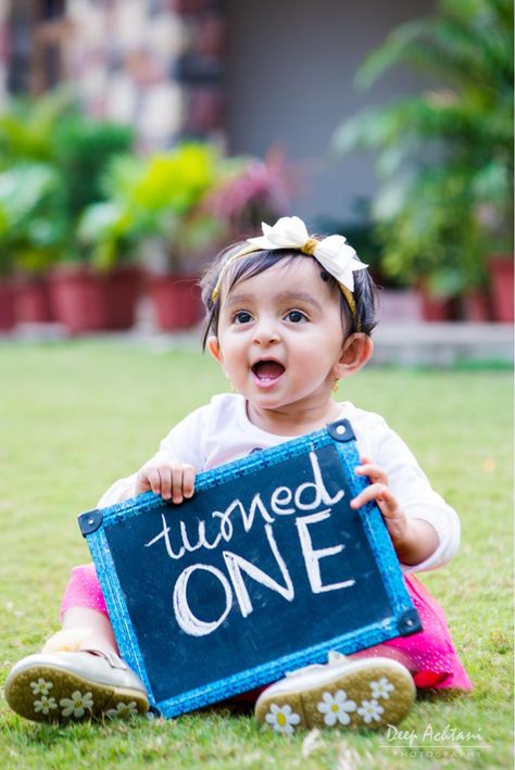 Pre 1st Birthday Photoshoot Ideas, Photoshoot For 1 Year Baby, 1st Year Birthday Photoshoot Ideas, Pre Birthday Photoshoot Ideas, Prebirthday Photoshoot Ideas, One Year Birthday Photoshoot Ideas, One Year Photoshoot Ideas Outdoor, Birthday Kids Photoshoot Ideas, 1 Year Baby Photoshoot Ideas