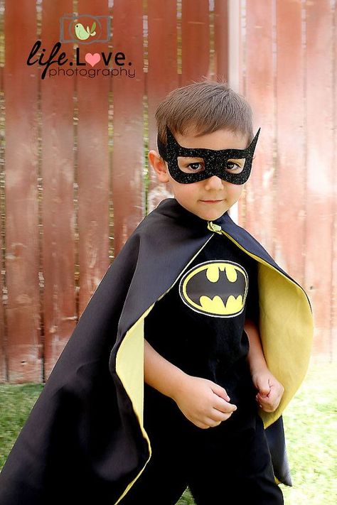 Batman Theme Party, Harry Potter Kostüm, Handmade Halloween Costumes, Batman Theme, Batman Costumes, Batman Costume, Batman Birthday Party, Batman Kids, Superhero Masks