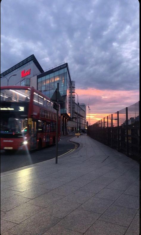 Sky London, Stratford London, Westfield London, White Wallpaper For Iphone, Camera Dump, London Vibes, Fake Acc, London Baby, Beautiful Skies