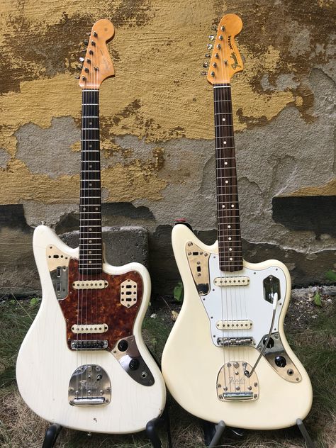 1962 Fender Jaguar beside a Johnny Marr Jaguar 2011 Jaguar Guitar Aesthetic, Fender Jaguar Aesthetic, Jaguar Fender, Jaguar Guitar, Custom Bass Guitar, Learn Guitar Chords, Surf Music, Pretty Guitars, Johnny Marr