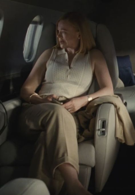 Succession Aesthetic, Shiv Roy, 90s 2000s Fashion, Carrot Top, Hbo Series, 90s 2000s, 2000s Fashion, Maxi Skirt, Wardrobe