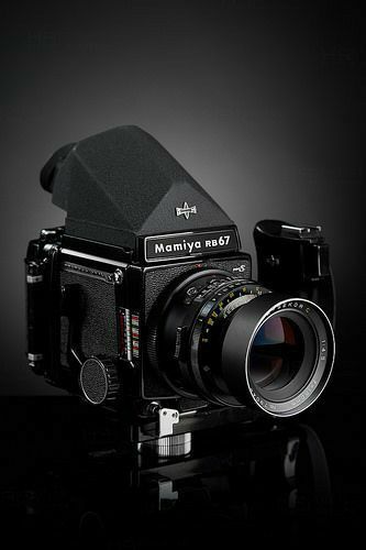 Mamiya Rb67, Dark Room Photography, Recording Studio Design, Photo Gear, Dream Photography, Film Photography 35mm, Classic Camera, Old Cameras, Underwater Photos