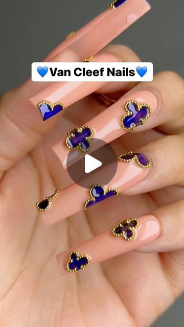 Van Cleef Nail Design, Van Cleef Nails, Mood Ring, 3d Nail Art, Van Cleef, 3d Nails, Creative Nails, Nail Artist, Acrylic Nail Designs