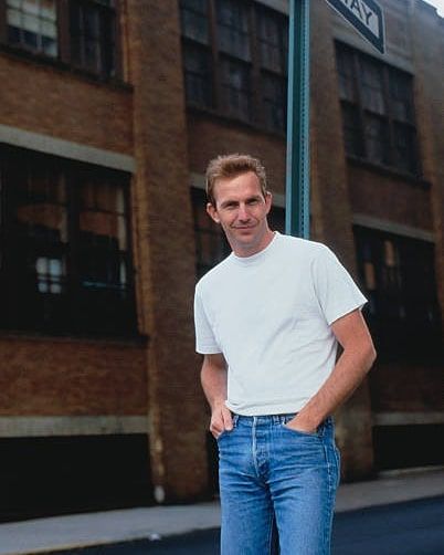 Kevin Costner Young, Young Movie, Celebrity Men, Kevin Love, No Way Out, Kevin Costner, Emma Watson, Celebrities Male, No Way