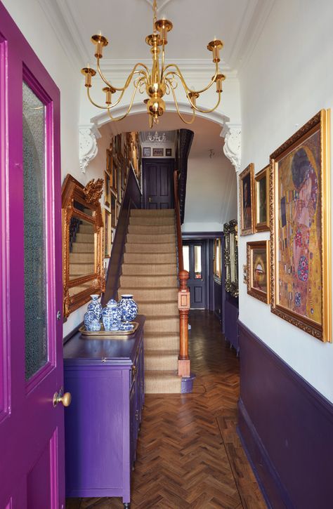 A Love Letter to Purple Interiors | Velvet Jungle Interiors | Maximalist & Eclectic Interior Design Modern Living Room Decor Ideas, Maximalist Interior Design, Eco Homes, Pirate Cosplay, Modern Living Room Decor, Maximalist Interior, Colorful Interior, Eclectic Interior Design, Northern Irish