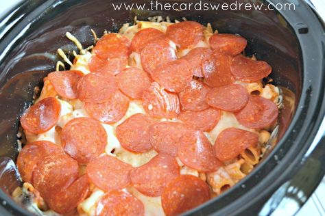 Crockpot Pizza Casserole, Crockpot Pizza, Crock Pot Pizza, Paleo Crockpot, Pizza Casserole, Crockpot Dishes, Diet Vegetarian, Crock Pot Slow Cooker, Crockpot Recipes Slow Cooker