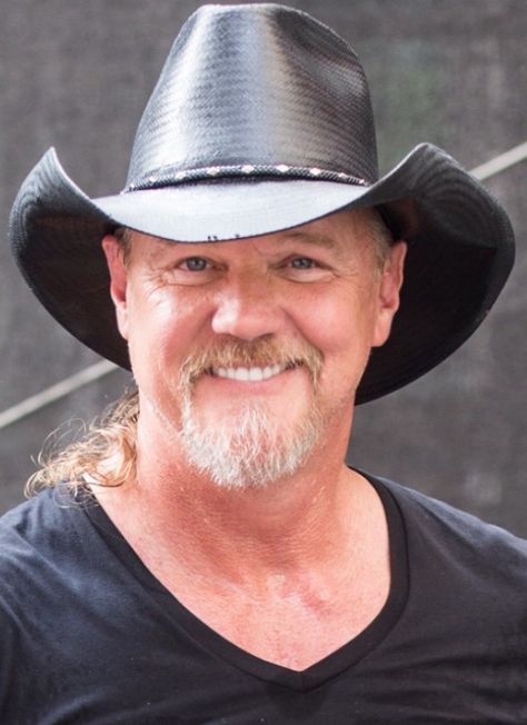 Tracy Adkins, Trace Atkins, Trace Adkins Songs, Male Country Singers, Nike Wallpapers, Love My Husband Quotes, Trace Adkins, Cool Nike Wallpapers, Dream Husband