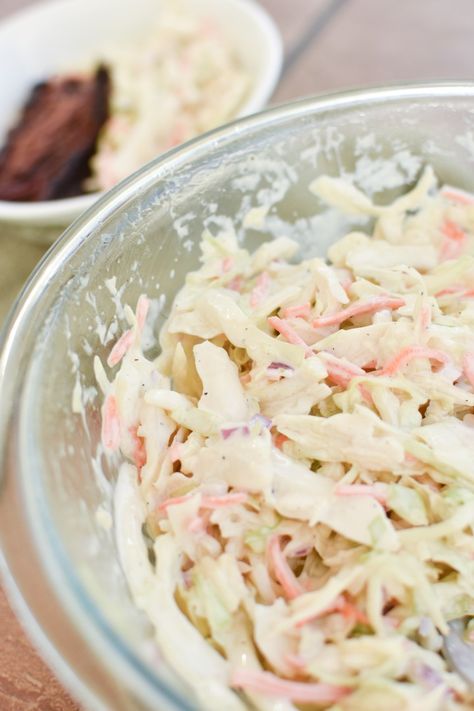 Classic Paleo Coleslaw - Wholesome Joy Paleo Coleslaw, Homemade Oils, Keto Coleslaw, Aip Snacks, Classic Coleslaw, Paleo Salad, Avocado Oil Mayo, Crazy Summer, Olive Garden Recipes