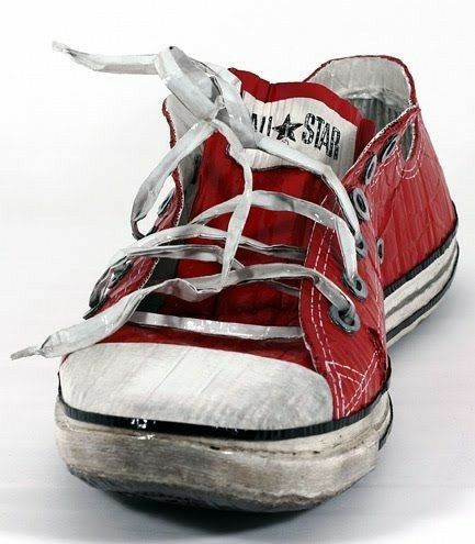 Converse 2020, Shoe Artwork, Drawings Sketches Pencil, Paint Photography, Object Drawing, Sketches Pencil, Shoes Drawing, Still Life Drawing, Daily Painting