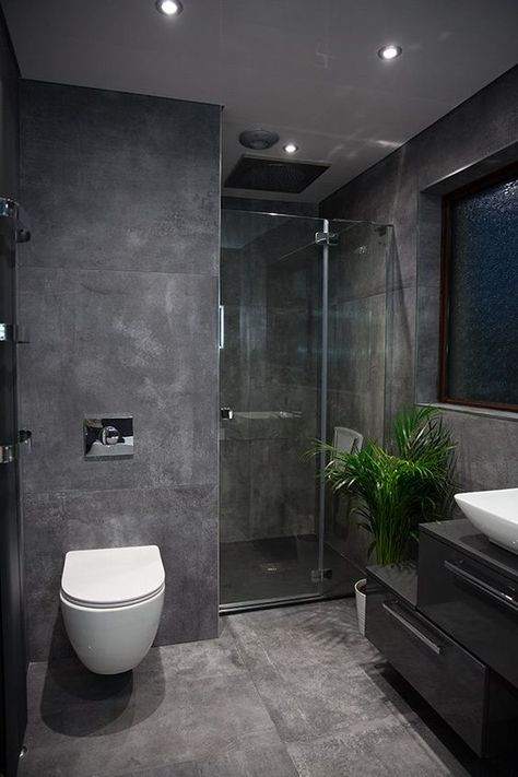 Dark Grey Washroom, Grey Modern Bathroom Ideas, Modern Dark Bathroom Design, Antracit Bathroom Ideas, Bathroom Dark Design, New Home Furniture Ideas, Dark Ensuite Bathroom Ideas, Dark Tiled Bathrooms, Dark Bathroom Modern