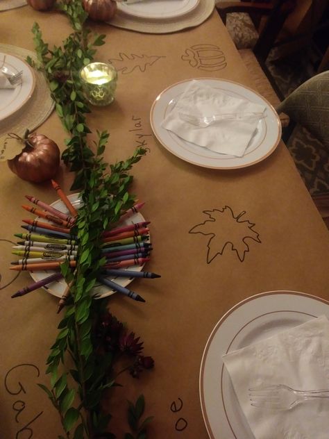 Thanksgiving Brown Paper Tablecloth, Thanksgiving Brown Paper Table, Brown Paper Thanksgiving Table, Brown Paper Tablecloth, Kids Table Thanksgiving, Thanksgiving Table Cover, Paper Christmas Decor, Kids Church Activities, Paper Centerpieces