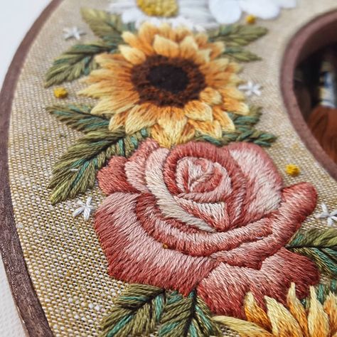 Jessica Long on Instagram: “I was about to tell you my favorite part of this design but now I can't decide!  Today we are going to Midevil Times for my kid's birthday…” Hand Embroidery Flower Designs, Hand Embroidery Kit, Dmc Embroidery Floss, Hand Embroidery Projects, Hand Embroidery Flowers, Embroidery Gifts, Needlepoint Designs, Thread Painting, Autumn Wreath