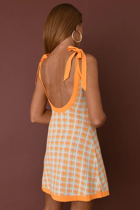 Colorful Going Out Outfit, Summer Dresses 2024, 60s Summer Fashion, Beach Dresses Summer Casual, Patterned Dresses, Comfy Dress, Camisole Dress, Summer Fashion Dresses, Comfy Dresses