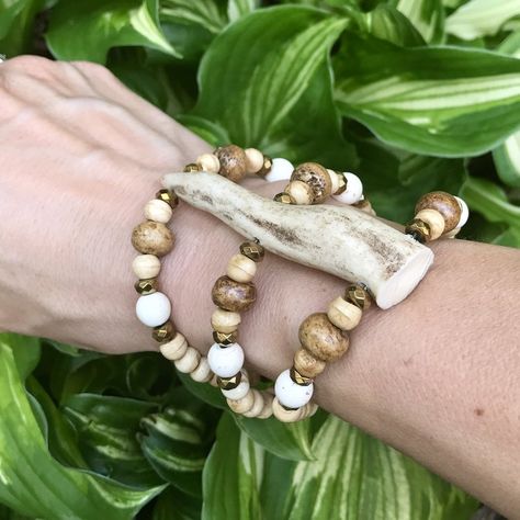 Antler Cuff Deer Horn Jewelry, Diy Antler, Antler Bracelet, Antler Beads, Elk Ivory, Deer Antler Jewelry, Deer Antler Crafts, Antler Ideas, Deer Antler Decor