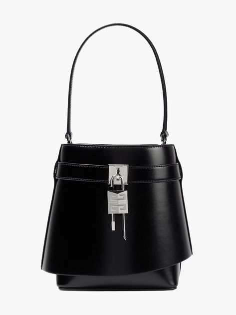 Givenchy Shark, Givenchy Bag, Tas Fashion, Drawstring Bucket Bag, Leather Bucket Bag, Bag Trends, Leather Bucket, Basket Bag, Stitching Leather