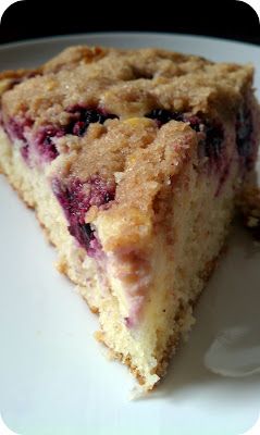 Recipes Using Mulberries, Mulberry Crumble, Mulberry Cake, Blackberry Cream Cheese, Berry Cakes, Cheese Coffee Cake, Mulberry Recipes, Blueberry Crumb Cake, Blackberry Cheesecake