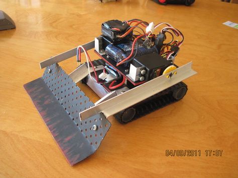 Sumo-Bot (TSA and Science Olympiad Rules) Sumo Robot, Arduino Wifi, Engineering For Kids, Rc Cars Diy, Mr Roboto, Power Tiller, Battle Bots, Arduino Robot, Mobile Robot