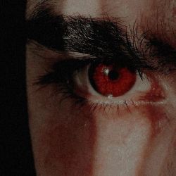 Vampire Eyes, Werewolf Aesthetic, Vampire Academy, Aesthetic Eyes, Fantasy Aesthetic, Dylan O'brien, Red Aesthetic, Red Eyes, Greek Gods