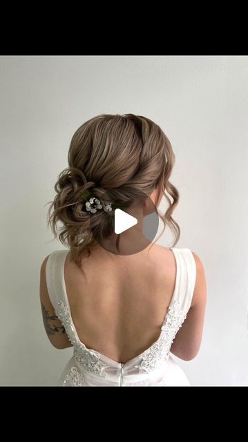 Low Buns For Long Hair, Low Bun Tutorial, Low Bun Tutorials, Formal Hair Styles, Low Buns, Simple Updo, Updo Tutorial, Formal Hair, Bun Tutorial