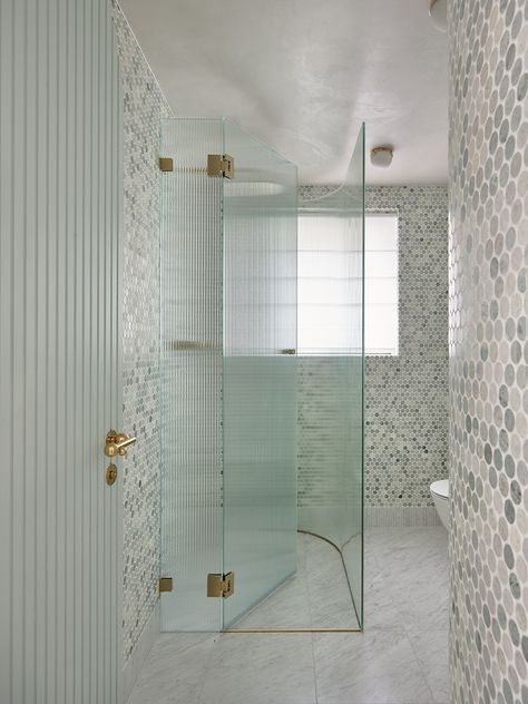 × Penny Wall, Greg Natale, Master Shower, Art Deco Buildings, Beach Bathrooms, Bondi Beach, Glass Shower Doors, Glass Shower, Shower Design