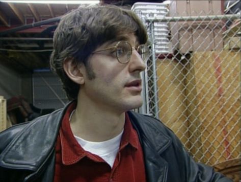 Louis Theroux, Louis Theroux 90s, Young Offenders Tv Show, Interview With A Vampire 1994 Louis, Sayid Lost Tv Show, Willard Hewitt Footloose 2011, Adam Driver, Book Boyfriends, Hottest Guy Ever