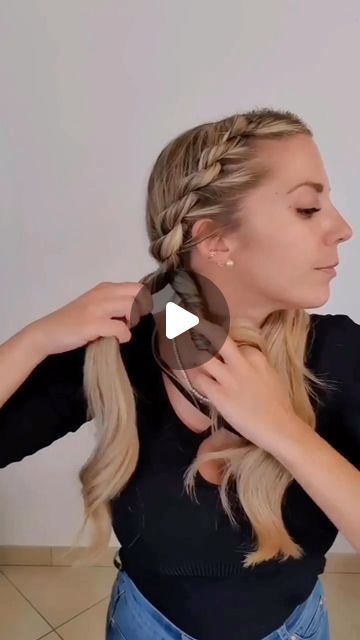 Daily Hair Tutorials 💇‍♀️ on Instagram: "Beautiful hair tutorial for you😍🥰 Here you get amazing hair style ideas and learn simple beautiful hair styles 💓 . @poppy_hairstyles . #hairstyleideas #videohair #braidtutorial #hairtutorialvideo #hairvideotutorial #hairstyletutorial #braidoftheday #braidsofinstagram #hairglamvideos #tutorialhairdo #hairvideoshow #naturalhairtutorial #tutorialhair #cutehairstyles #marcbeauty #tutorialvideo #braidinglife #hairofinstgram #braidinspo #hairdecoration #hairstylevideo #longhairstyles #hairspo" Puff Braid Hairstyles, Cute Hairstyles For Medium Hair Braids, How To Make Braids Step By Step, Easy Braid Headband, Hair Styles For Long Hair Videos, Easy Plaits Hairstyles, Easy Braided Hairstyles On Yourself, Hair Styles Braids Kids, Braid Your Own Hair Step By Step