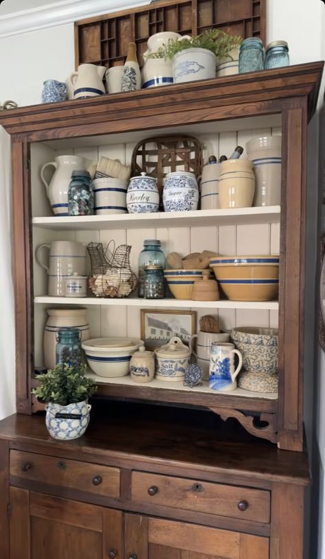 Blue Transferware Display, Open Hutch Decorating Ideas, Christmas Kitchen Shelves, Hutch Styling Ideas, Antique Hutch Decorating Ideas, China Cabinet Display Ideas, Decorating Top Of Hutch, Hutch Decorating Ideas Display, Kitchen Hutch Decorating Ideas