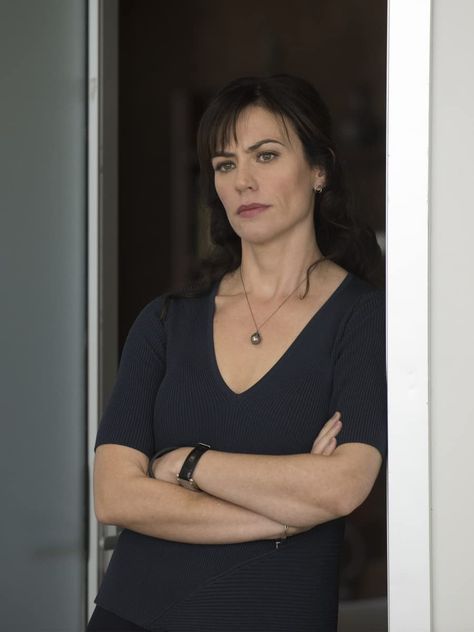 Maggie Siff Maggie Siff, Sleeve Blouse, Long Sleeve Blouse, Actresses, V Neck, Long Sleeve, Women's Top