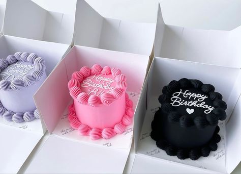 Mini Torte, 21st Birthday Cakes, Custom Birthday Cakes, Funny Birthday Cakes, Mini Cakes Birthday, Creative Birthday Cakes, Beautiful Birthday Cakes, Simple Birthday Cake, Cake Business