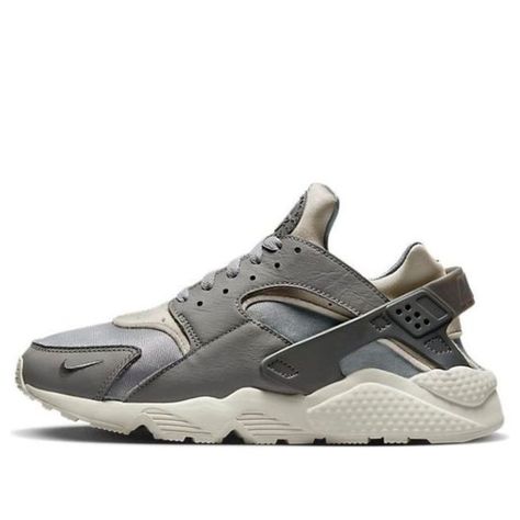 Item: Nike Air Huarache Fb8988-001 Size: Men's Us. Size: 13 Condition: New Without Box Offers Welcome Bundle And Save: Visit Our Store And Send A Message With Your Bundle 100% Authentic Athletic Training, Nike Air Huarache, Air Huarache, Nike Huarache, Training Shoes, Stylish Sneakers, Size 13, Nike Men, Perfect Pair