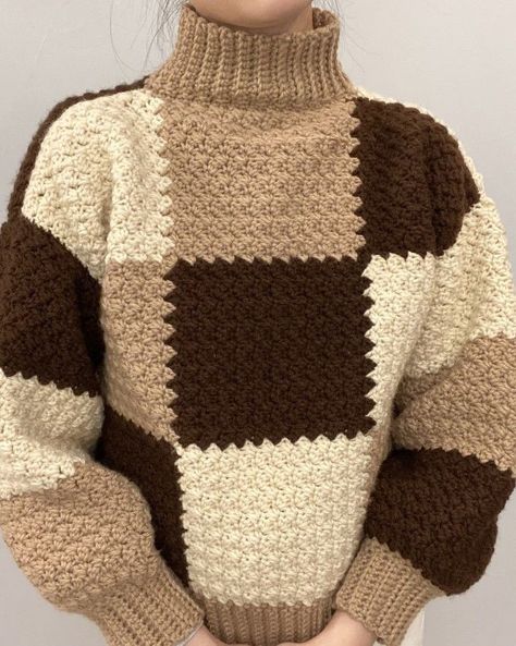 Dark brown- https://amzn.to/462skY1 Light brown- https://amzn.to/45XKwCF Cream- https://amzn.to/45DIIOO Crochet Brown Sweater, Crochet Cardigan Tutorial, Crochet Sweater Design, Crochet Cardigan Pattern Free, Crochet Jumper, Patchwork Sweater, Mode Turban, Easy Crochet Patterns Free, Crochet Winter