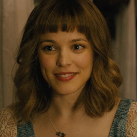 Rachel Mcadams Bangs, Rachel Mcadams Icons, Rachel Mcadams Hair, Rachel Anne Mcadams, Holmes Movie, Wedding Crashers, Boring Hair, Marilyn Monroe Photos, Rachel Mcadams