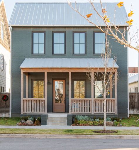 1708 Runway Blvd. ⋆ House for Sale Oklahoma City ⋆ Wheeler District Upstairs Addition, Solid Core Interior Doors, Custom Built Cabinets, Finished Garage, Hardie Siding, Pella Windows, Geothermal Heating, Tub Surround, Garage Apartment