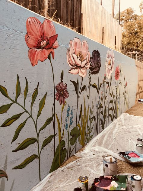 Flower MuralBy @morgansierraart. Mural Ideas Outdoor Garden Walls, Murals On Concrete Walls, Mural Art Aesthetic, Flower Mural Outdoor Fence, Mural Ideas Flowers, Murals Around Windows, Mural Painting Flowers, Nature Wall Mural Painting, Flowers Murals Painted Walls