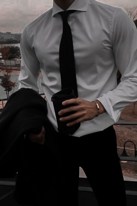 Gentleman Video, Lauren Asher, Dark Academia Outfit, Guys Fits, Gentleman Aesthetic, Minimalist Fashion Men, Cute Couple Dp, Dark Men, The Fine Print