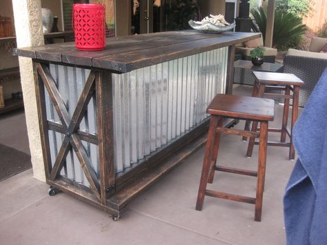 Garage Bar On Wheels, Outdoor Bar On Wheels, Bar On Wheels Diy, Rustic Outdoor Bar, Metal And Wood Chairs, Bar On Wheels, Clean Patio, Log Home Living, Pool Stuff