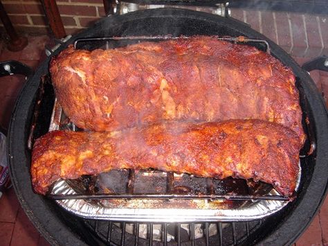 Big Green Egg Ribs, Green Egg Ribs, Big Green Egg Smoker, Baby Back Ribs Recipe, Back Ribs Recipe, Pork Ribs Grilled, Big Green Egg Grill, Green Egg Grill, Bbq Baby Back Ribs